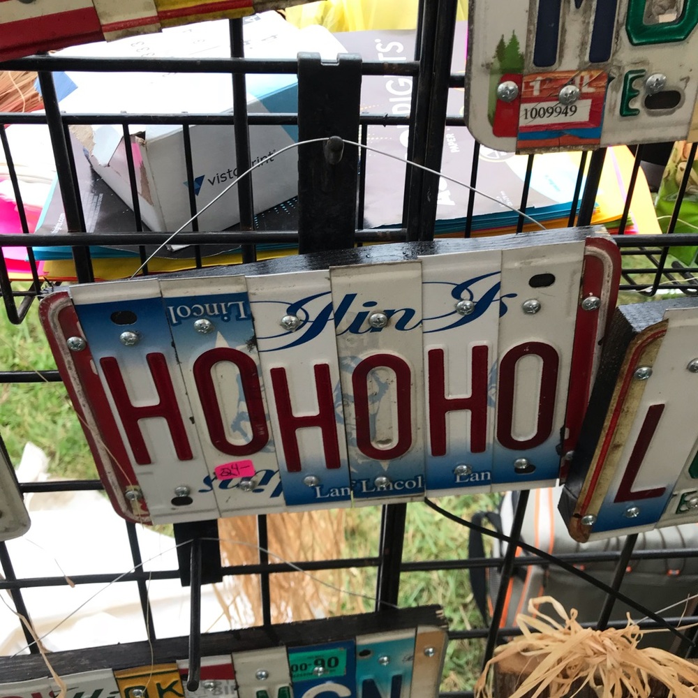 License plate Christmas sign